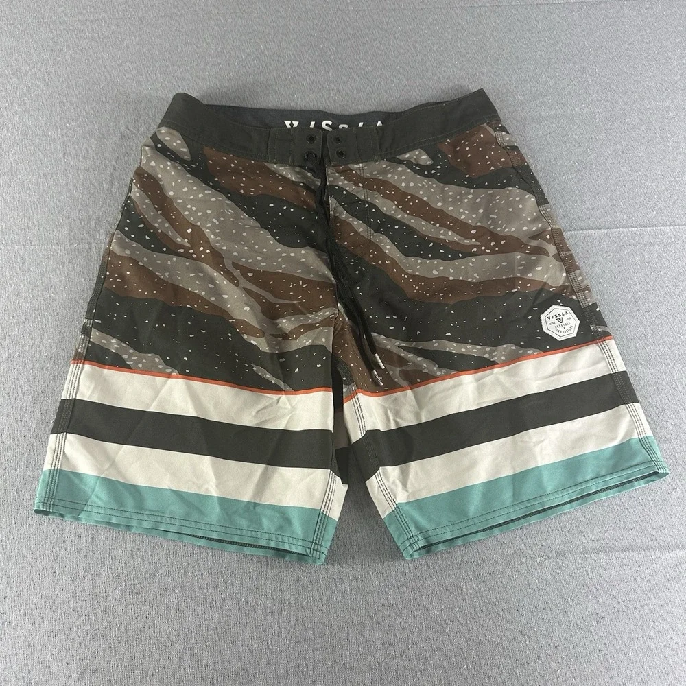 Vissla Board Shorts Men's 31 Multicolor Camo Stretch Swim Trunks Pool Beach